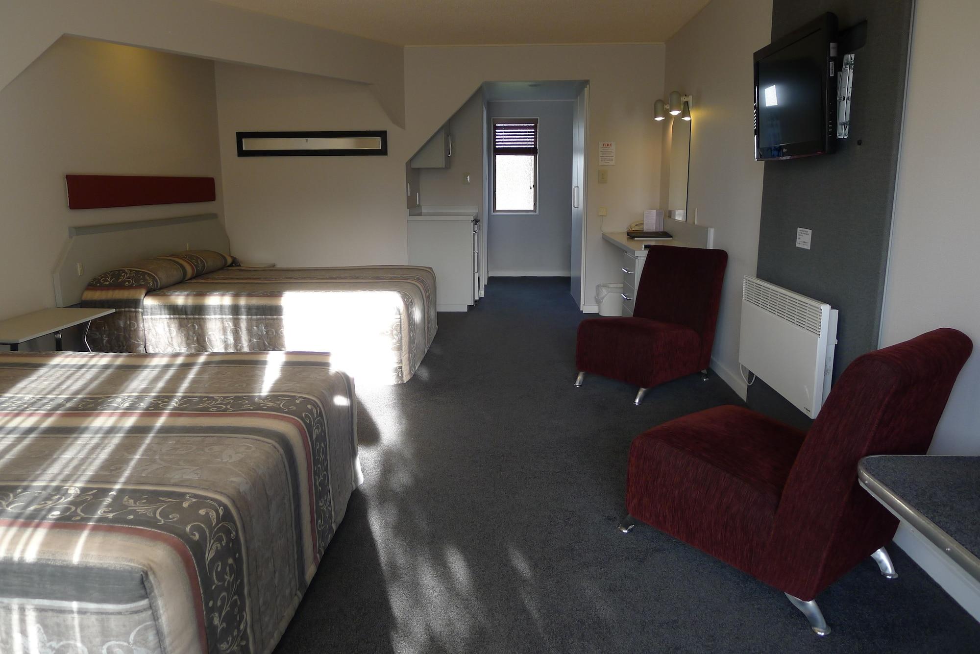 The Village Inn Hotel Te Anau Luaran gambar