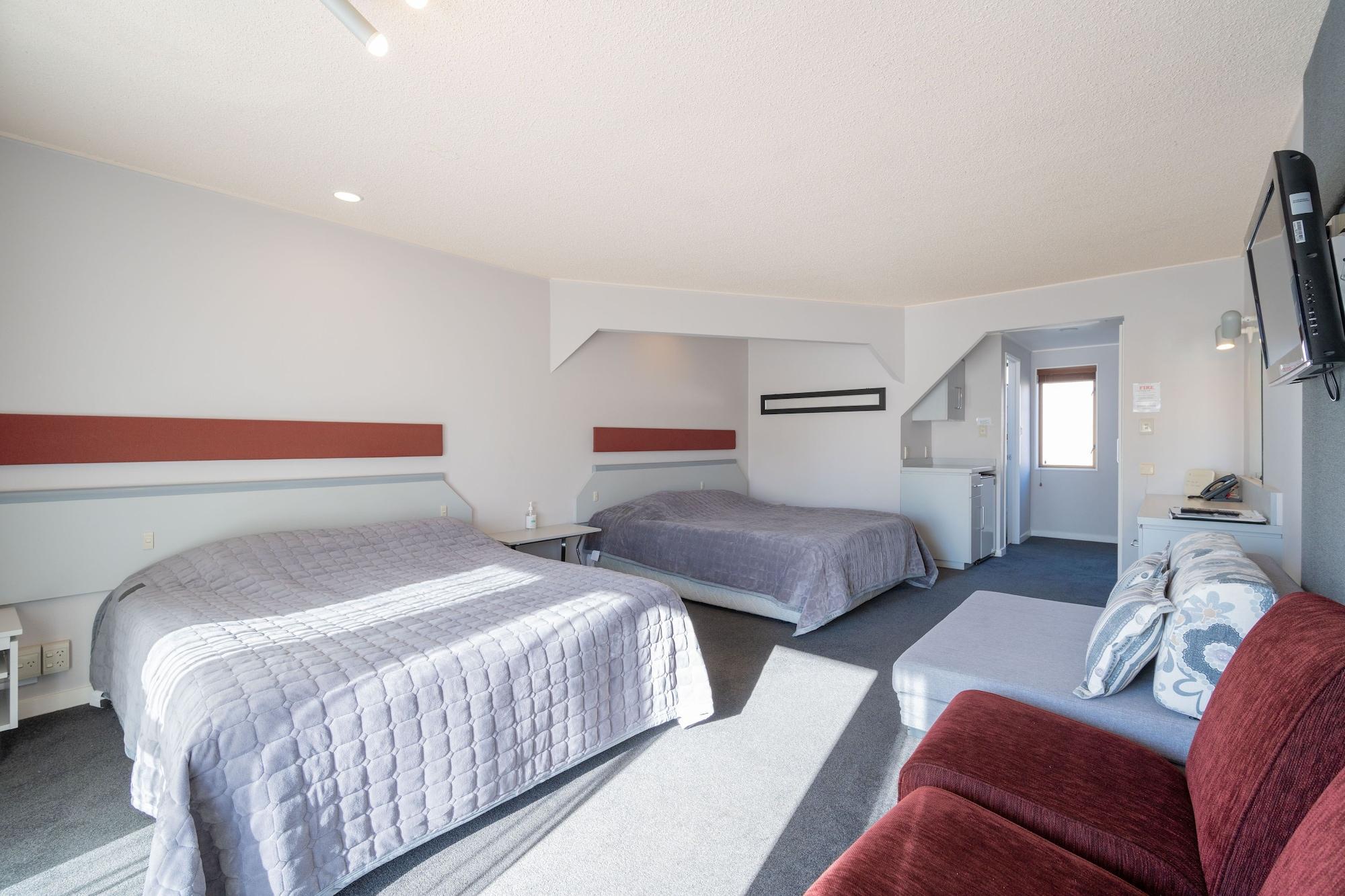 The Village Inn Hotel Te Anau Luaran gambar