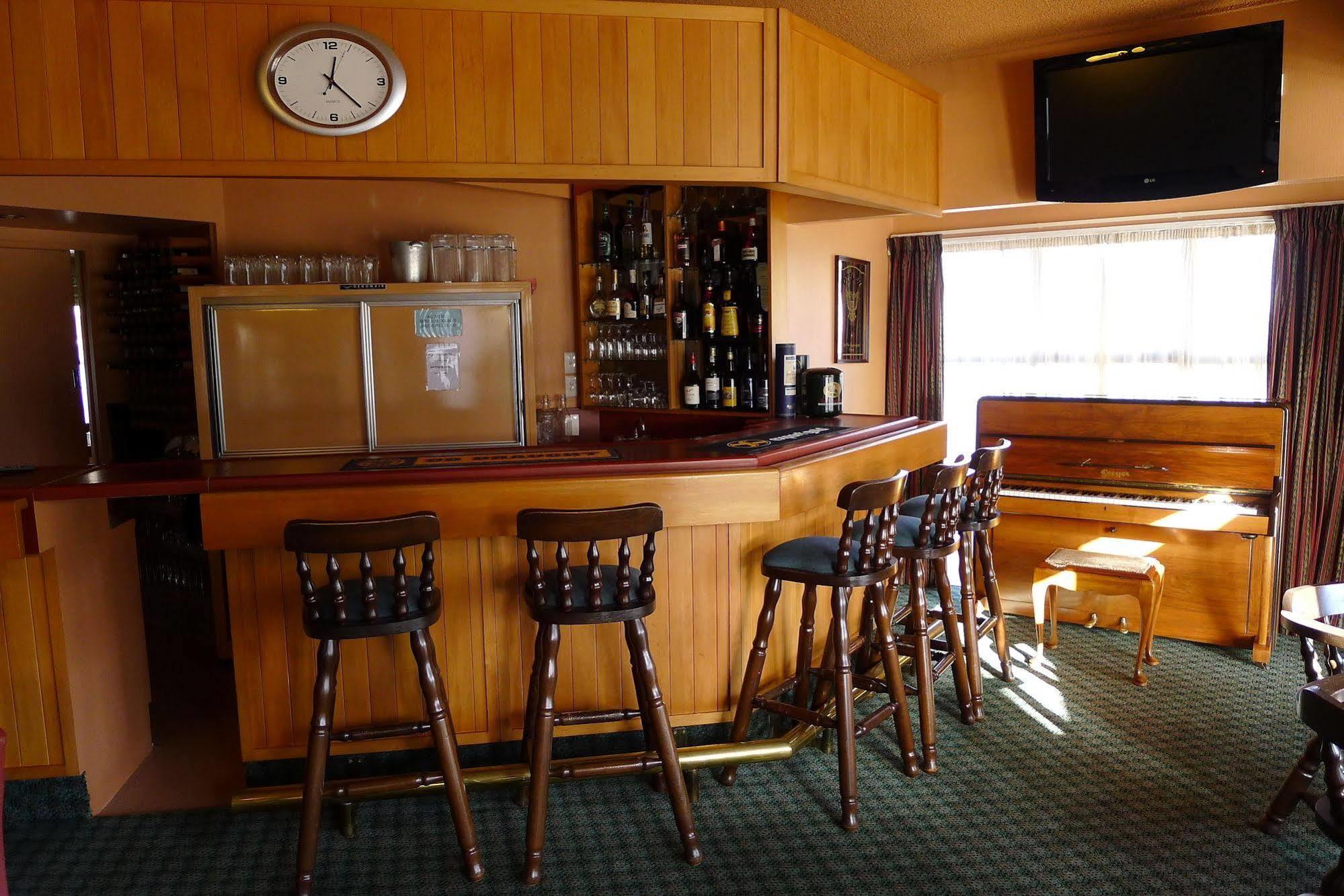 The Village Inn Hotel Te Anau Luaran gambar