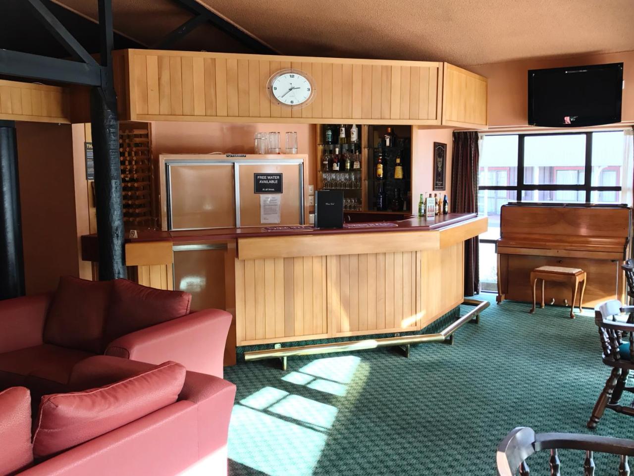 The Village Inn Hotel Te Anau Luaran gambar